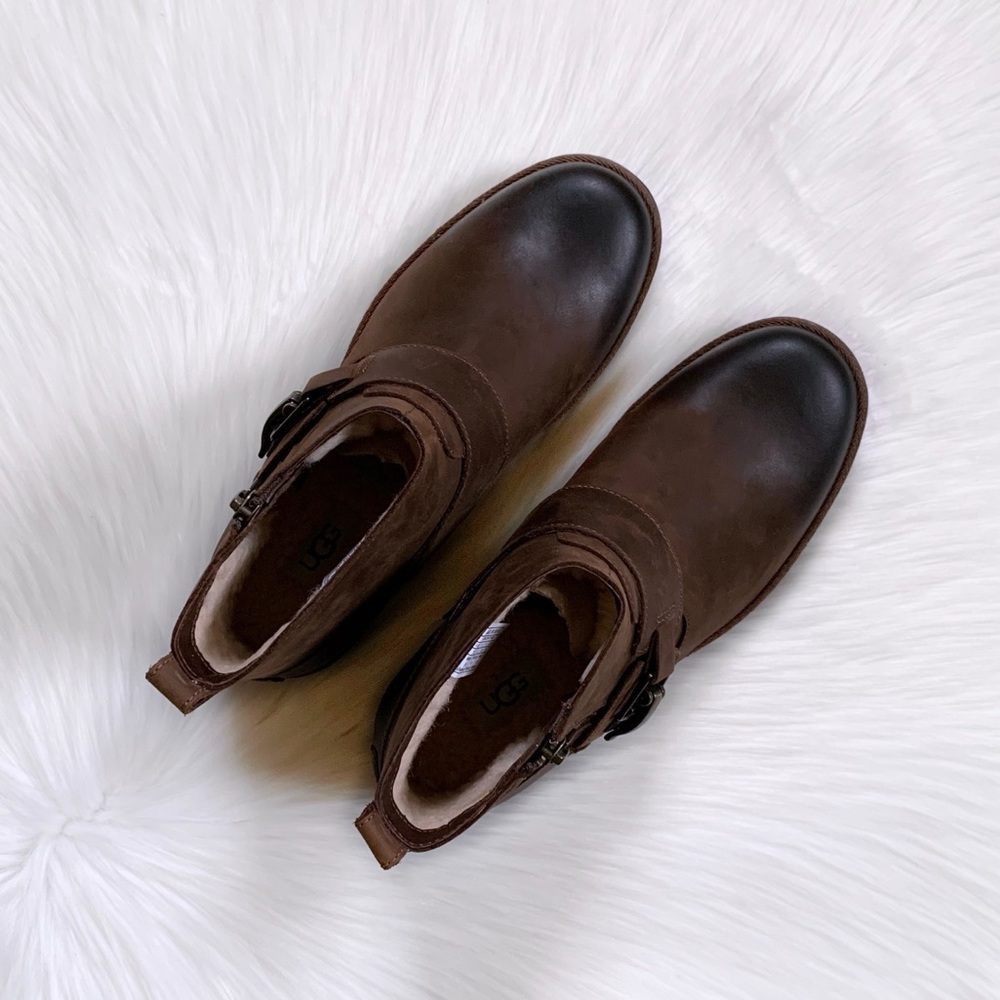 UGG Cheyne Waterproof Booties - Picture 4 of 8